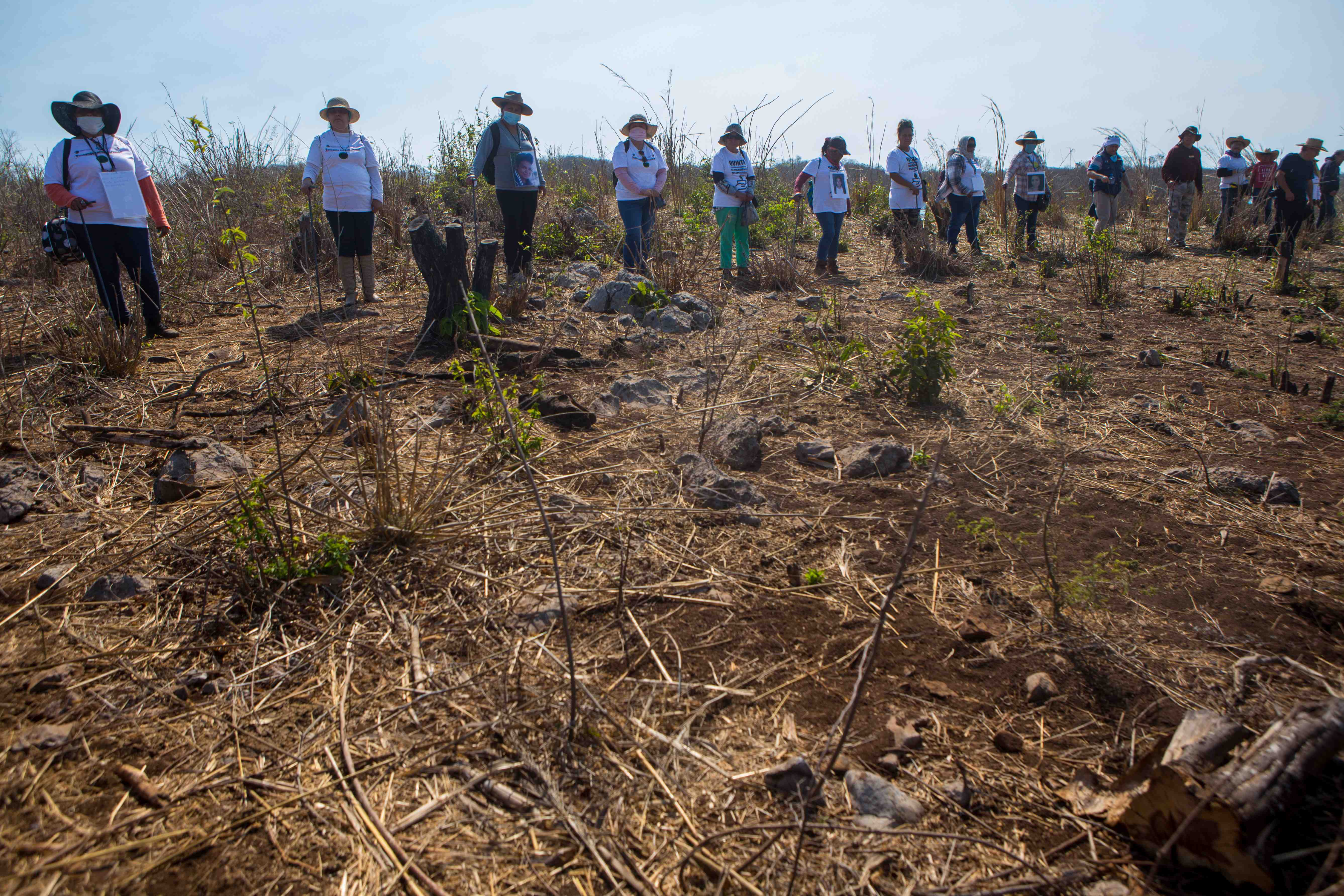 Van 16 fosas y 27 restos humanos mutilados encontrados en Tamaulipas: Ñeco