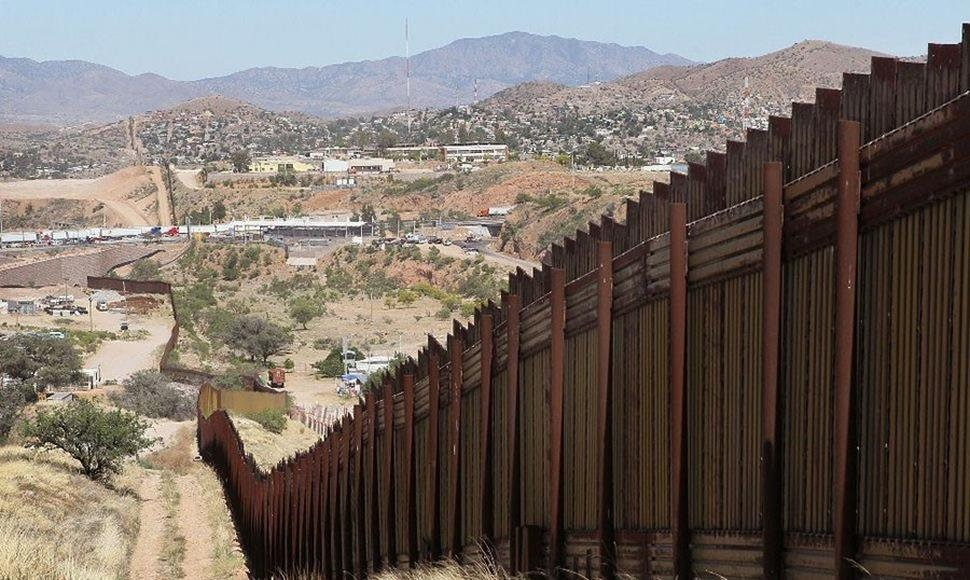 Es tal la cantidad de migrantes provenientes de todo el mundo que un muro en EUA no va a servir de nada: Rodríguez