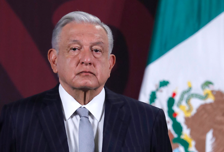 “Es López Obrador el que está compitiendo en la elección, si continúa o no”: Merino