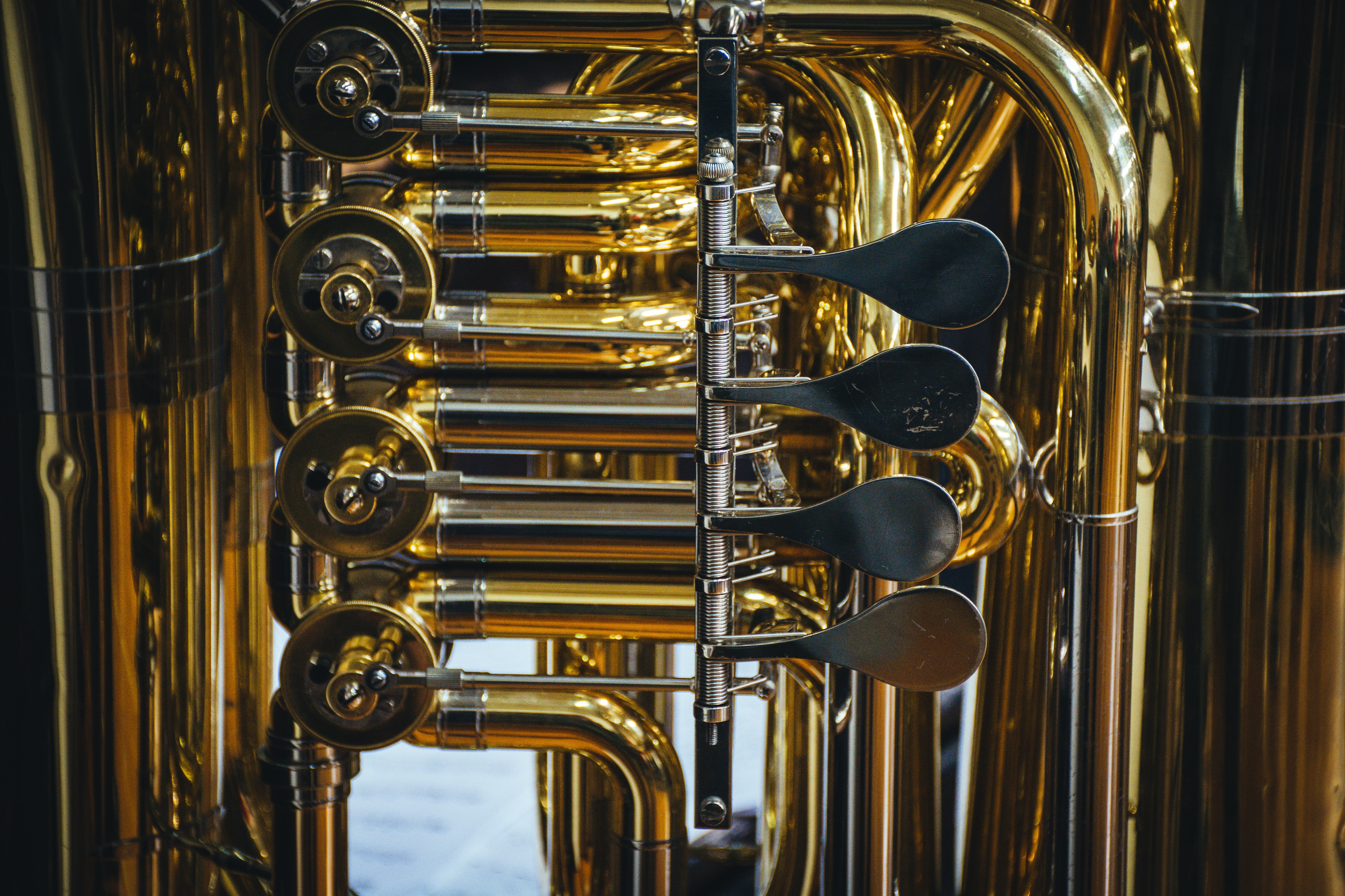 Sounding Brass